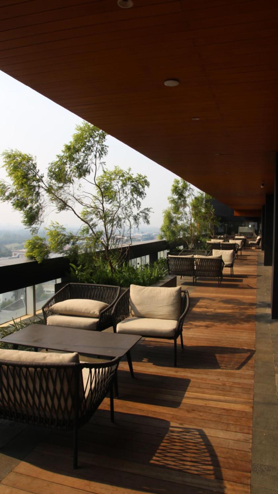 Trembesi Hotel Serpong Exterior foto